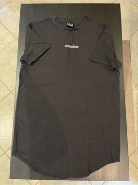 Black Crewneck Short Sleeve T-Shirt with Small Chest Logo